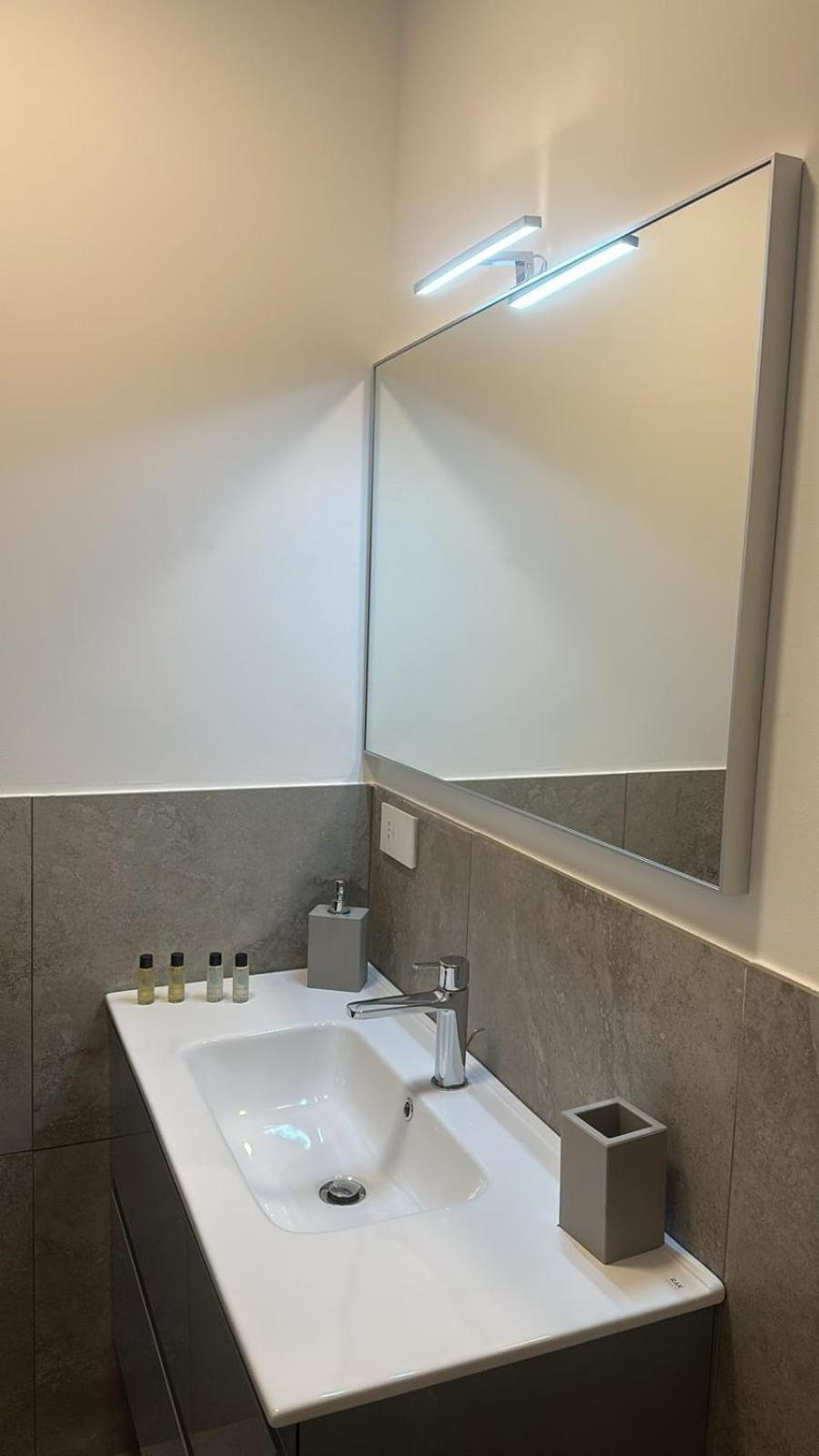 Apartament Number House - Number 20 Mediolan Zewnętrze zdjęcie